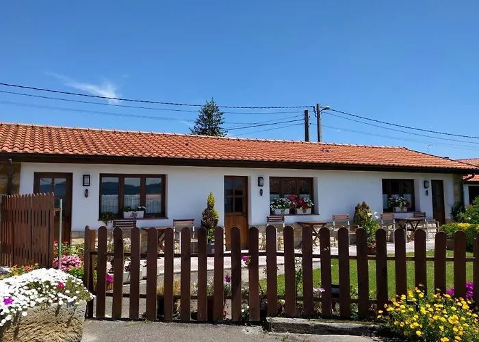 Apartamentos Rurales KNICASIA